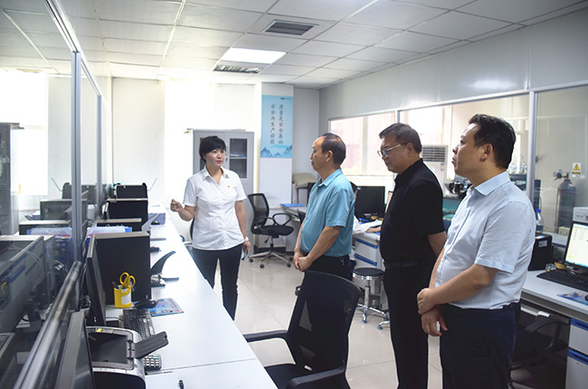 以黨建促進檢驗檢測高質(zhì)量發(fā)展 | 河南廣電計量獲河南省市場監(jiān)管局調(diào)研組點贊