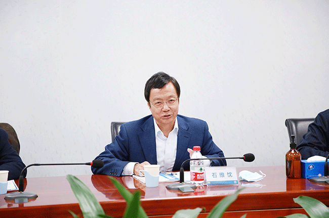 中國(guó)生物發(fā)酵產(chǎn)業(yè)協(xié)會(huì)名譽(yù)理事長(zhǎng)石維忱一行到訪廣電計(jì)量參觀交流